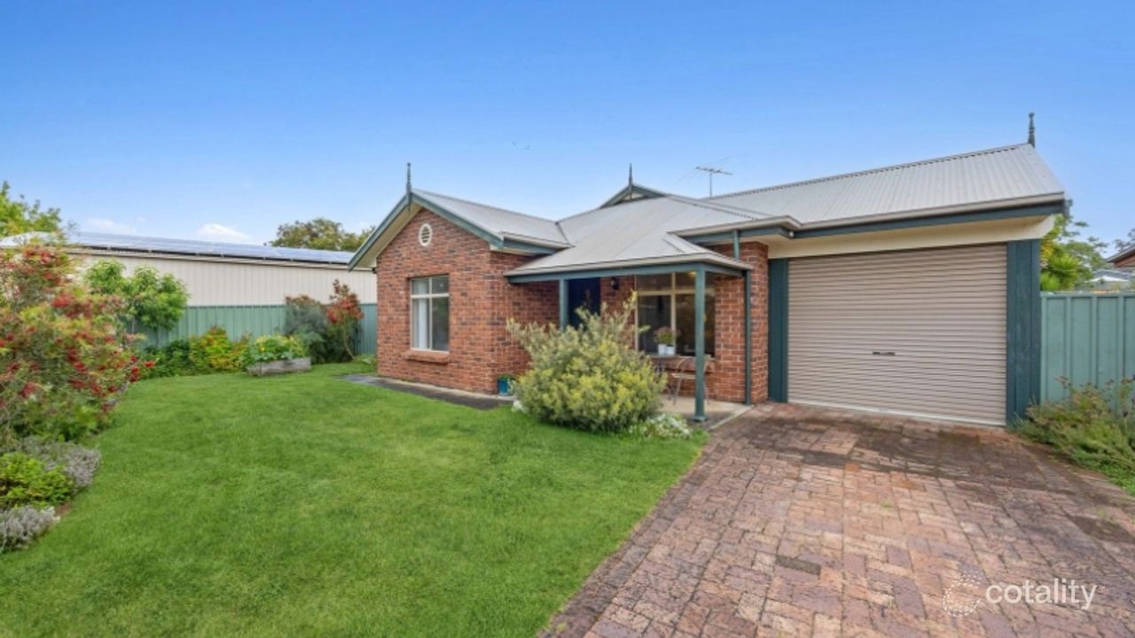 3-bedroom unit at 2/14A Haeusler Drive, Nairne, SA 5252, Mount Barker Council, South Australia