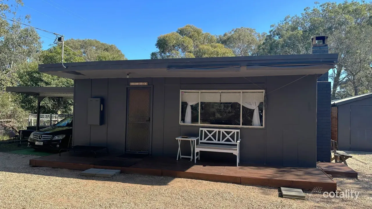 2-bedroom house at 46 Eighth Avenue, Raymond Island, VIC 3880, East Gippsland Council, Victoria
