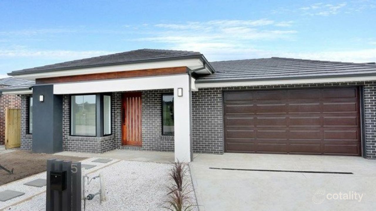 4-bedroom house at 5 Rapid Place, Mount Duneed, VIC 3217, Greater Geelong, Victoria