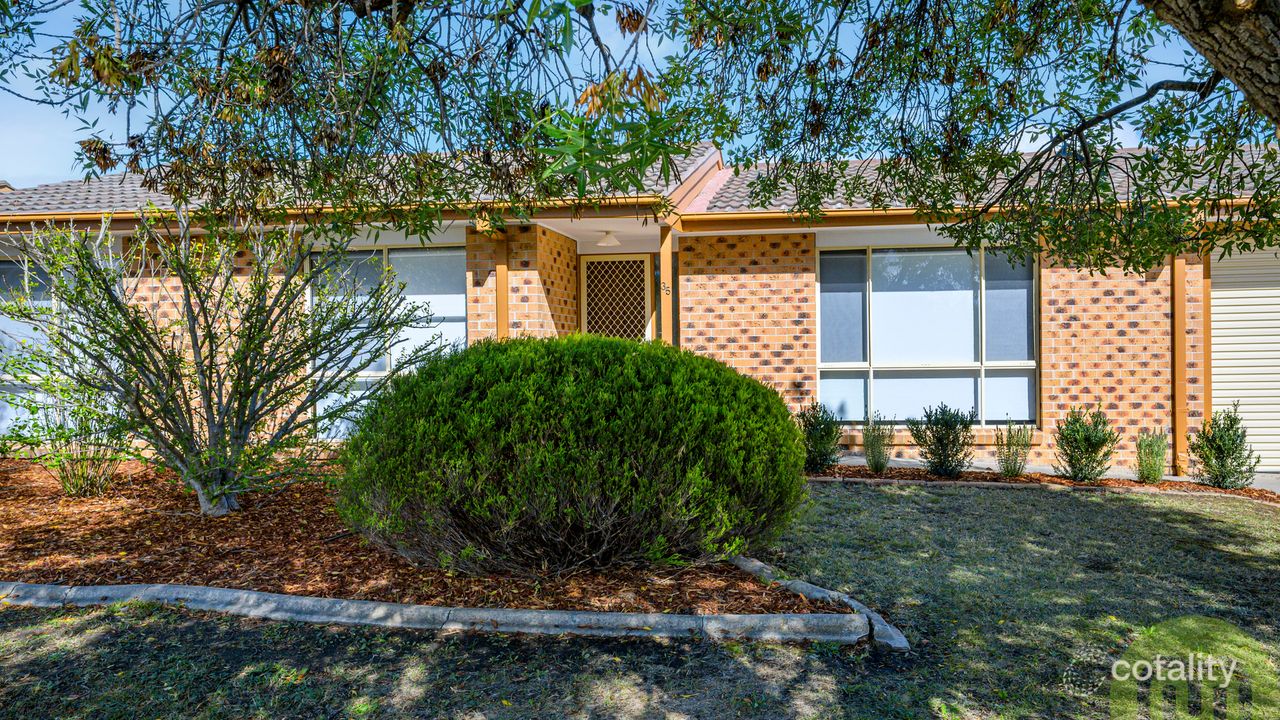 3-bedroom unit at 35 Cromwell Circuit, Isabella Plains, ACT 2905, , Australian Capital Territory