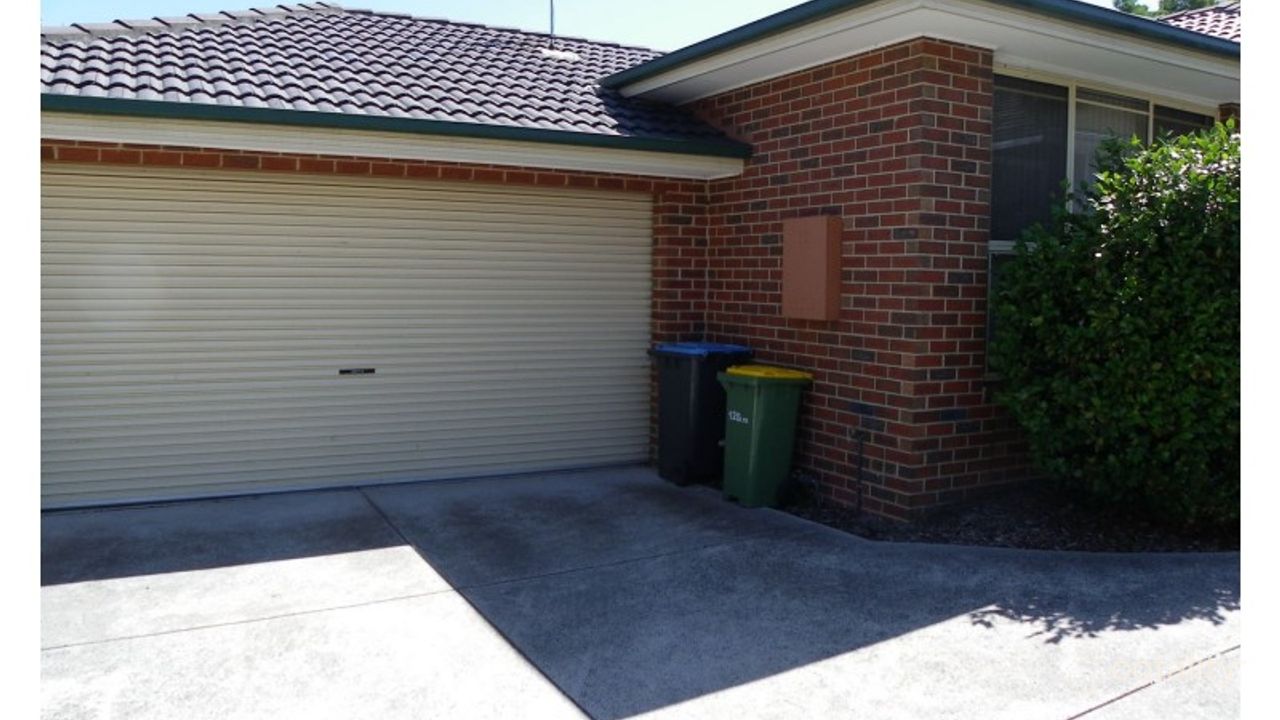 3-bedroom unit at 2/19 Alvina Street, Ferntree Gully, VIC 3156, Knox Council, Victoria