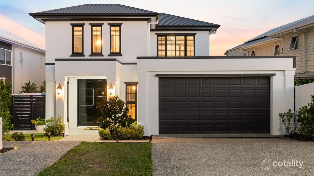 4-bedroom house at 1900 Sunningdale Court, Hope Island, QLD 4212, Gold Coast Council, Queensland