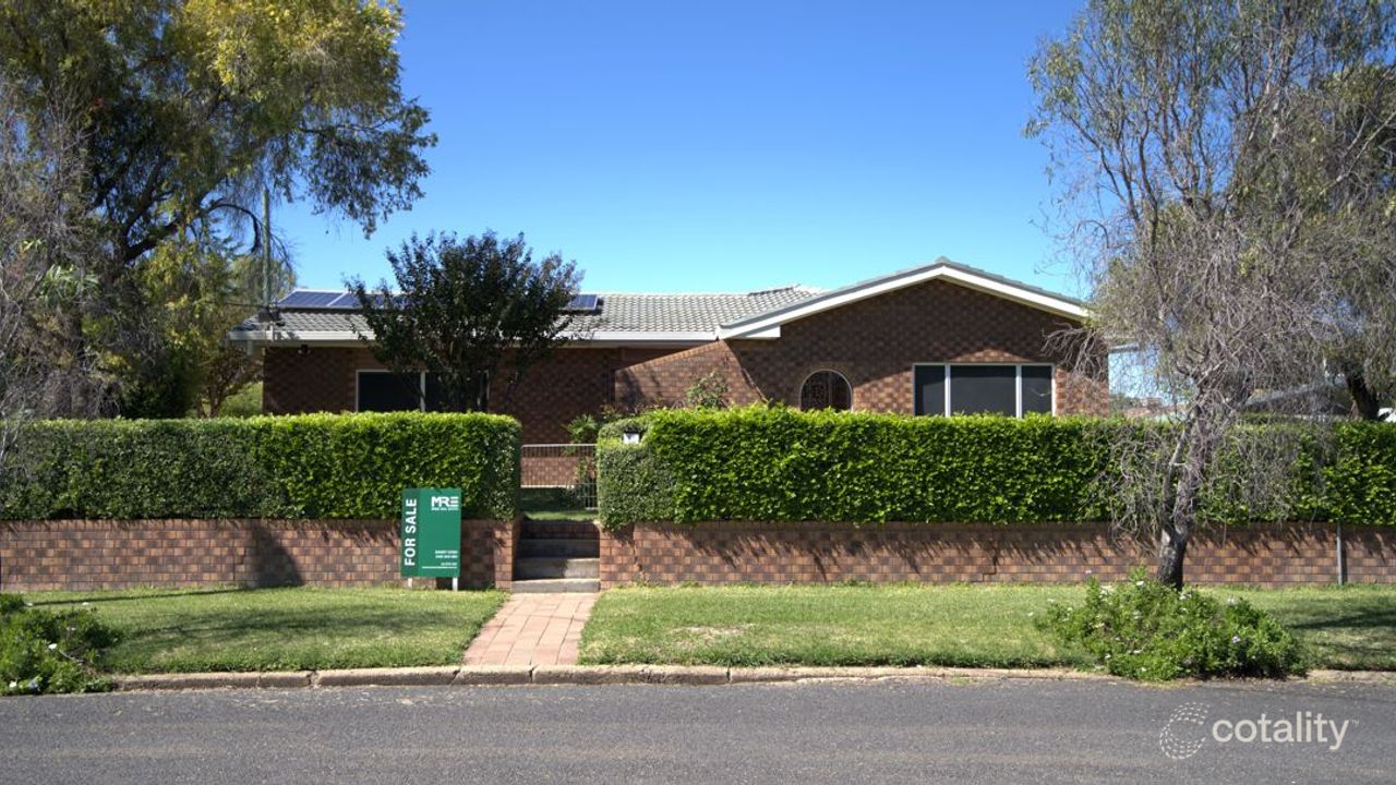 4-bedroom house at 26 Mackenzie Street, Moree, NSW 2400, Moree Plains, New South Wales