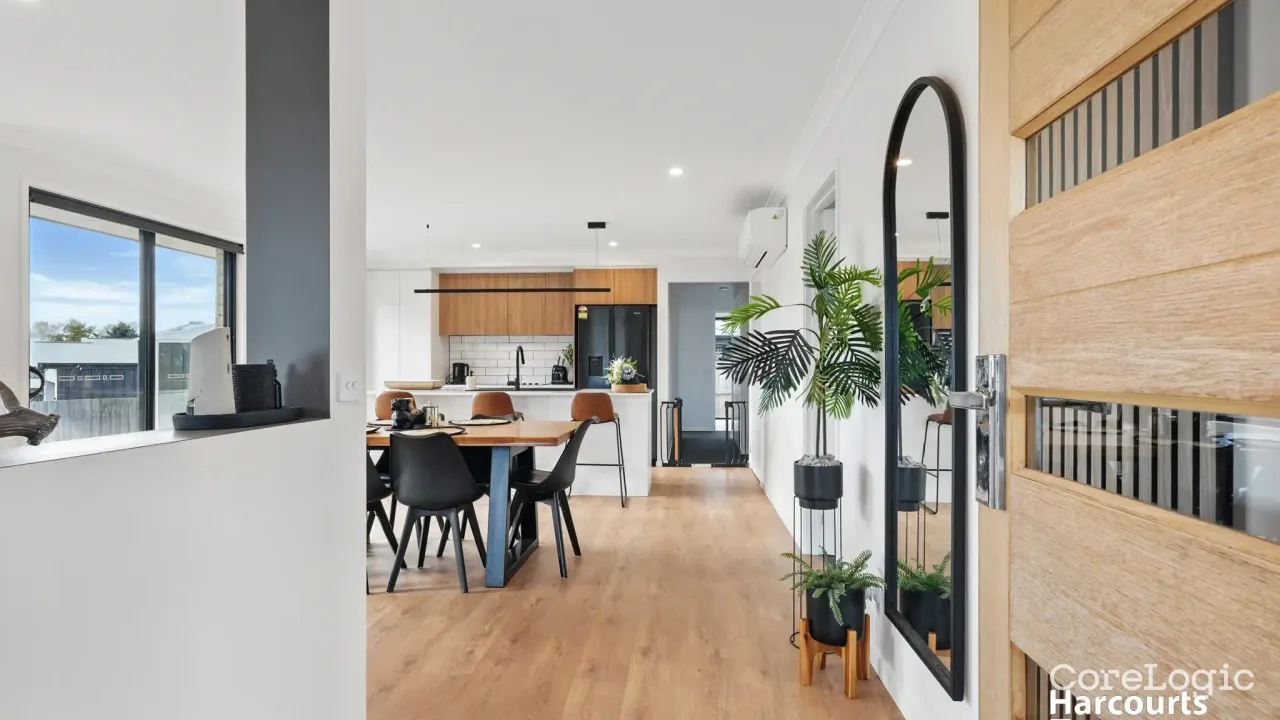 4-bedroom house at 17 Rose Court, Clarence Council, Tasmania