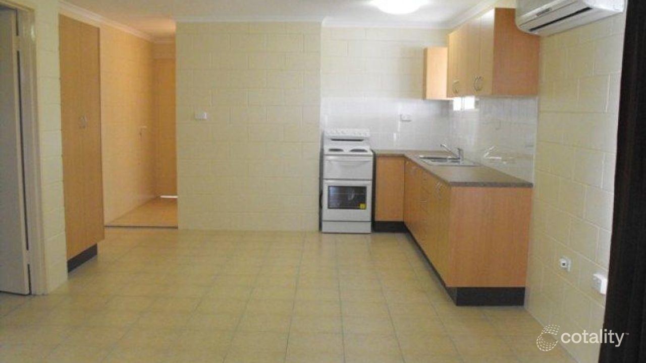 8-bedroom unit at 65 Punari Street, Currajong, QLD 4812, Townsville Council, Queensland