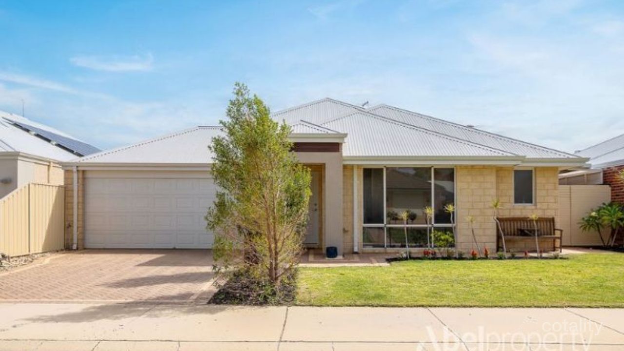4-bedroom house at 10 Goldsbrough Entrance, Helena Valley, WA 6056, Mundaring Council, Western Australia