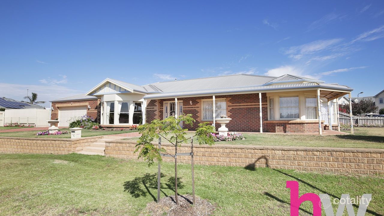 3-bedroom house at 3-4 Dumfries Court, Highton, VIC 3216, Greater Geelong Council, Victoria
