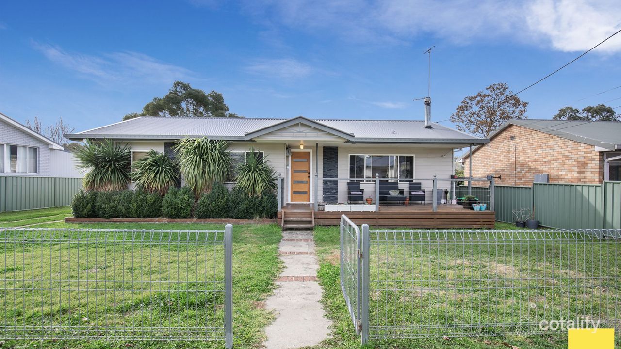 4-bedroom house at 9 Brewery Lane, Armidale, NSW 2350, Armidale Regional Council, New South Wales