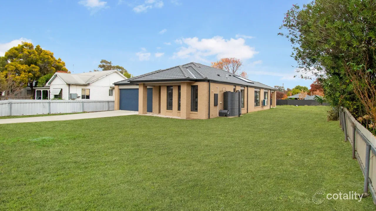 4-bedroom house at 179 Albury Street, Holbrook, NSW 2644, Greater Hume Council, New South Wales