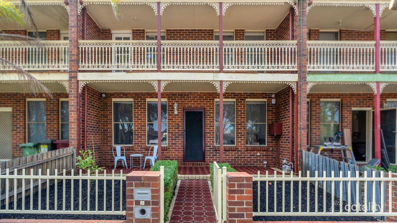 4-bedroom house at 7 Brearley Place, Roxburgh Park, VIC 3064, Hume, Victoria