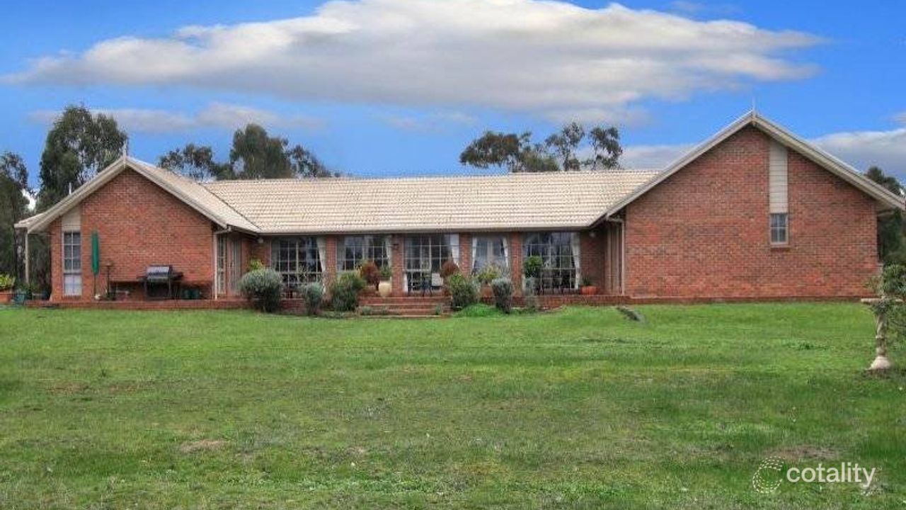 5-bedroom house at 328 Sugarloaf Road, Axedale, VIC 3551, Greater Bendigo Council, Victoria