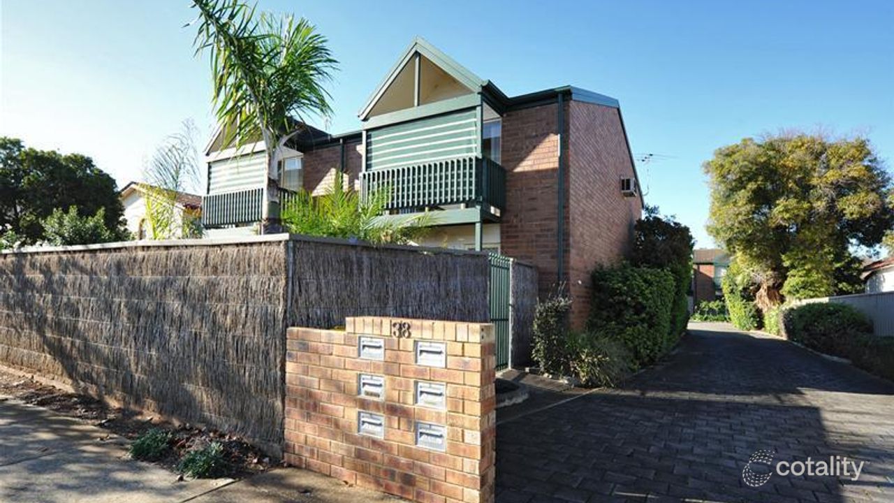 3-bedroom unit at 2/38 Mortimer Street, Kurralta Park, SA 5037, West Torrens Council, South Australia