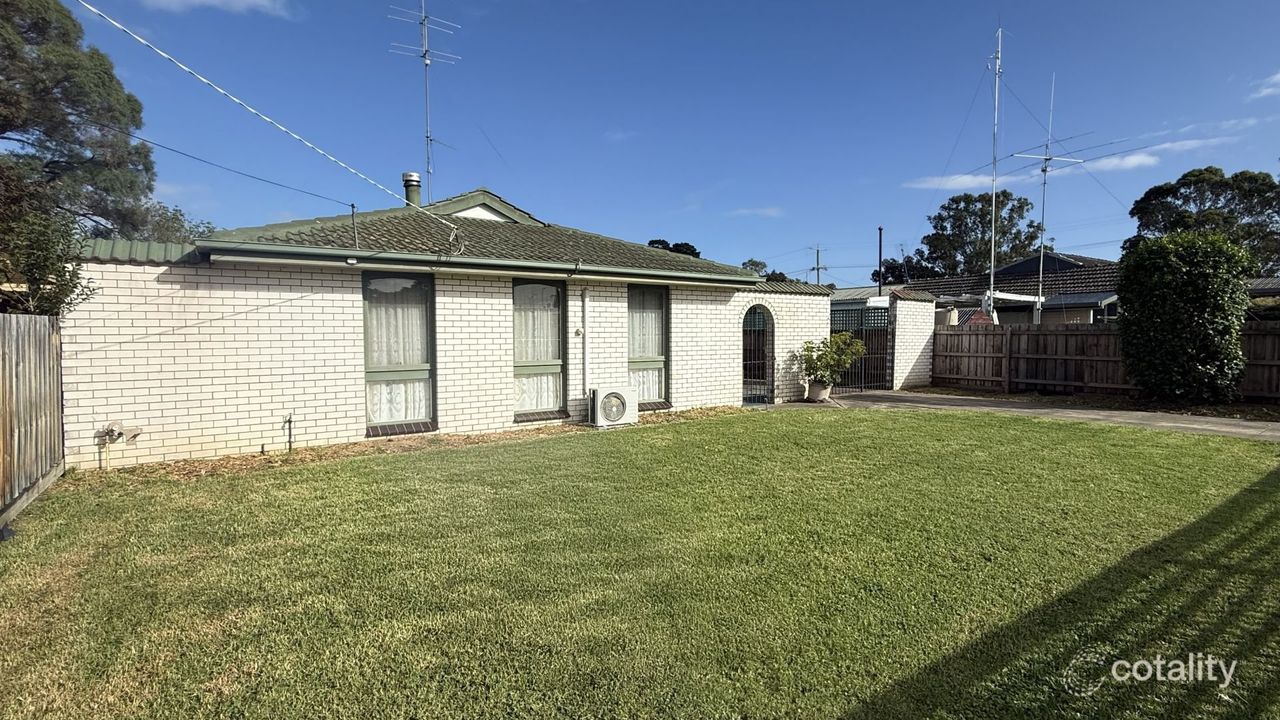 3-bedroom house at 2 High Street, Bairnsdale, VIC 3875, East Gippsland Council, Victoria