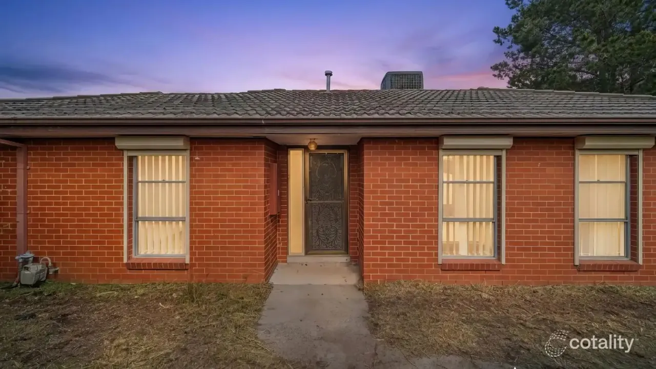 3-bedroom house at 6 Moyston Court, Meadow Heights, VIC 3048, Hume, Victoria