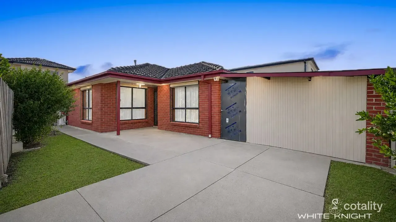 3-bedroom unit at 32A Cleveland Street, St Albans, VIC 3021, Brimbank, Victoria