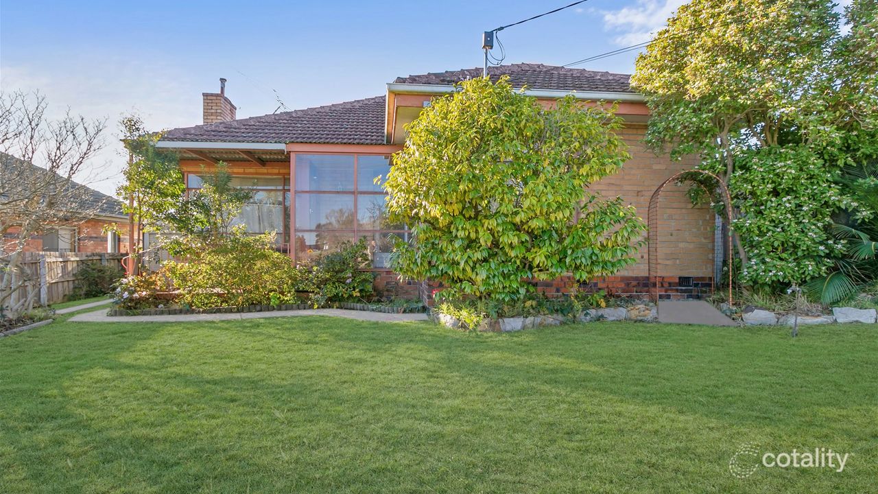 3-bedroom house at 13 Barry Street, Morwell, VIC 3840, Latrobe (Vic.), Victoria