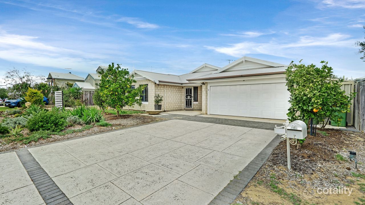 4-bedroom house at 7 Dalona Parkway, Lakelands, WA 6180, Mandurah Council, Western Australia
