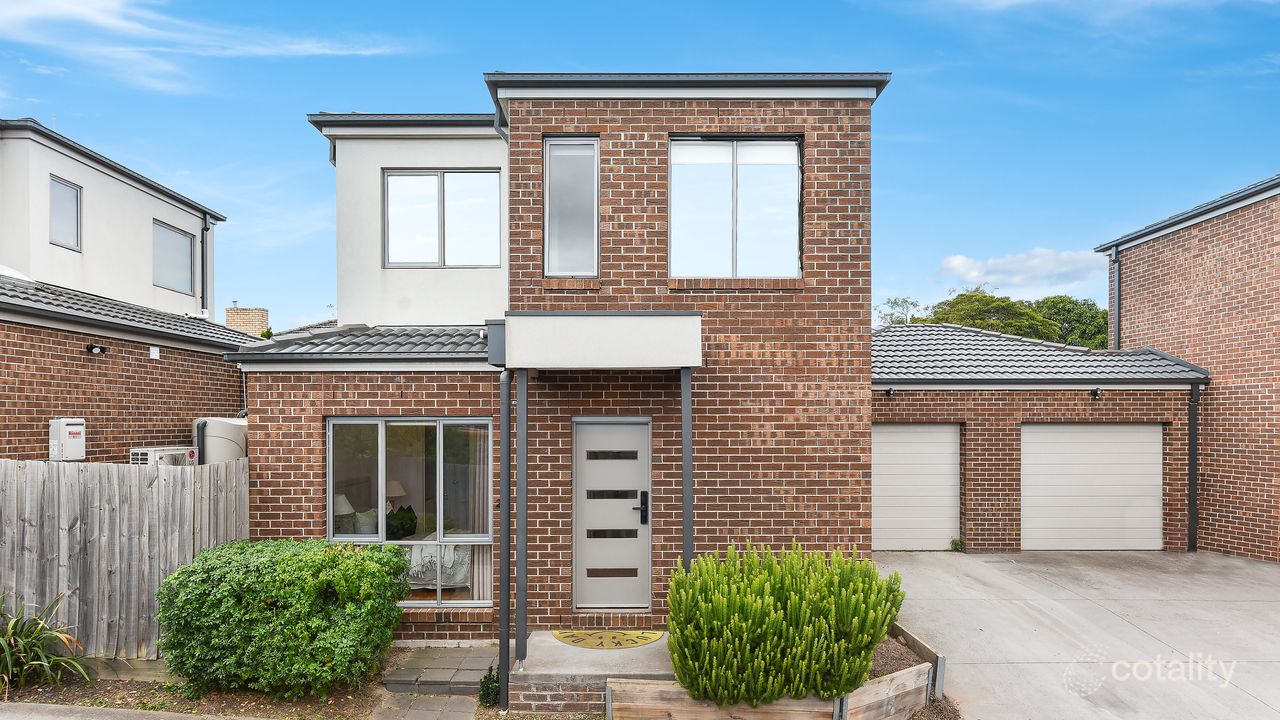 3-bedroom unit at 2/7 Salisbury Court, Glen Waverley, VIC 3150, Monash Council, Victoria