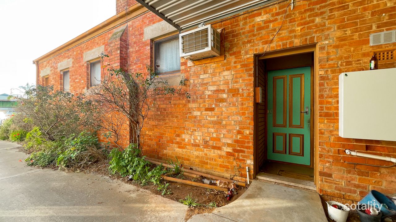 2-bedroom unit at 2/6 Fitzroy Street, Kerang, VIC 3579, Gannawarra, Victoria