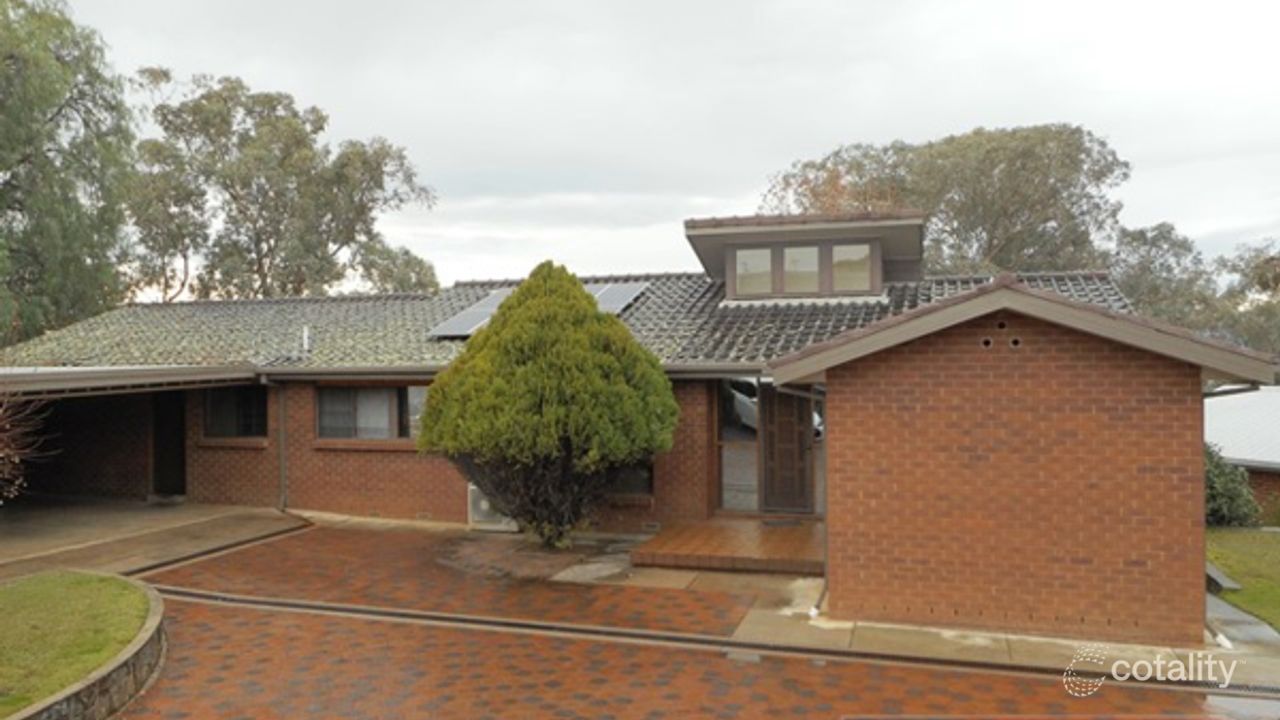 4-bedroom house at 66 Carey Street, Tumut, NSW 2720, Snowy Valleys, New South Wales