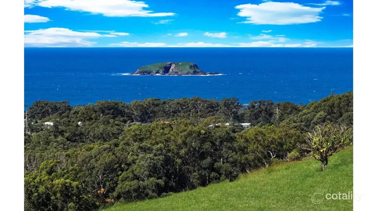 4-bedroom house at 126B Gaudrons Road, Sapphire Beach, NSW 2450, Coffs Harbour Council, New South Wales