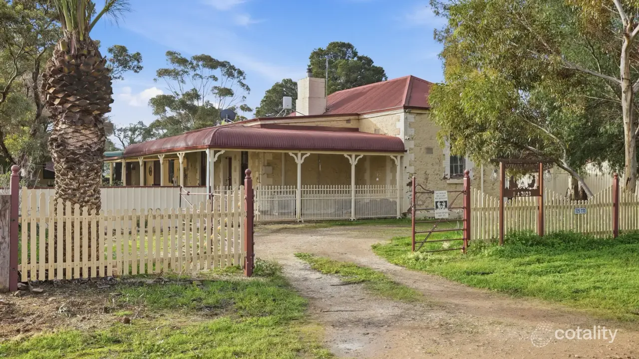 6-bedroom house at 296 Pratt Road, Korunye, SA 5502, Adelaide Plains, South Australia