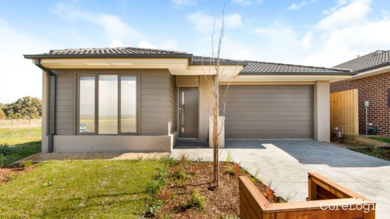 4-bedroom house at 32 Miramar Drive, Greater Geelong Council, Victoria