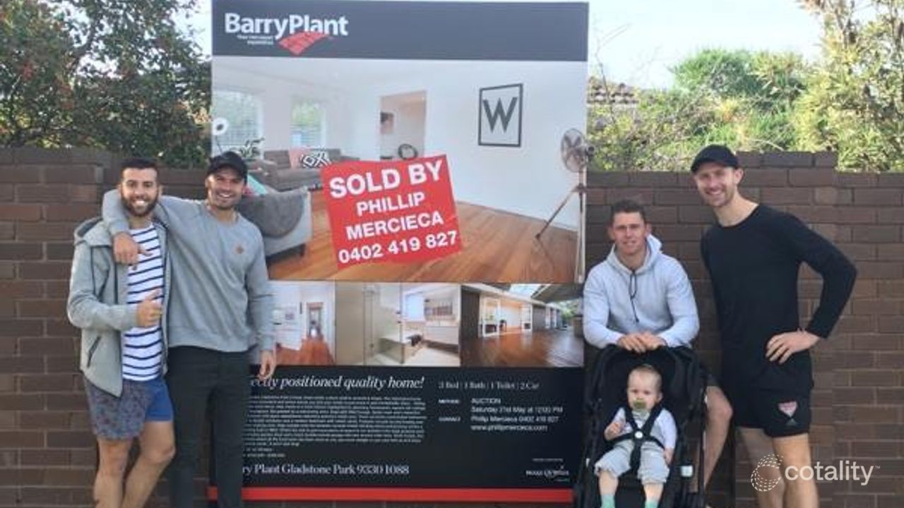 3-bedroom house at 20 Woodstock Drive, Gladstone Park, VIC 3043, Hume, Victoria