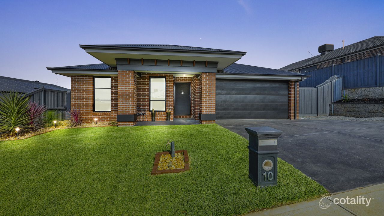 4-bedroom house at 10 Elmside Avenue, Warragul, VIC 3820, Baw Baw Council, Victoria
