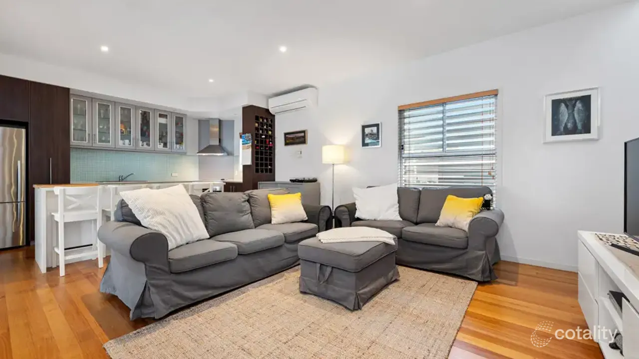 3-bedroom unit at 2/24 Rogoona Street, Morningside, QLD 4170, Brisbane Council, Queensland