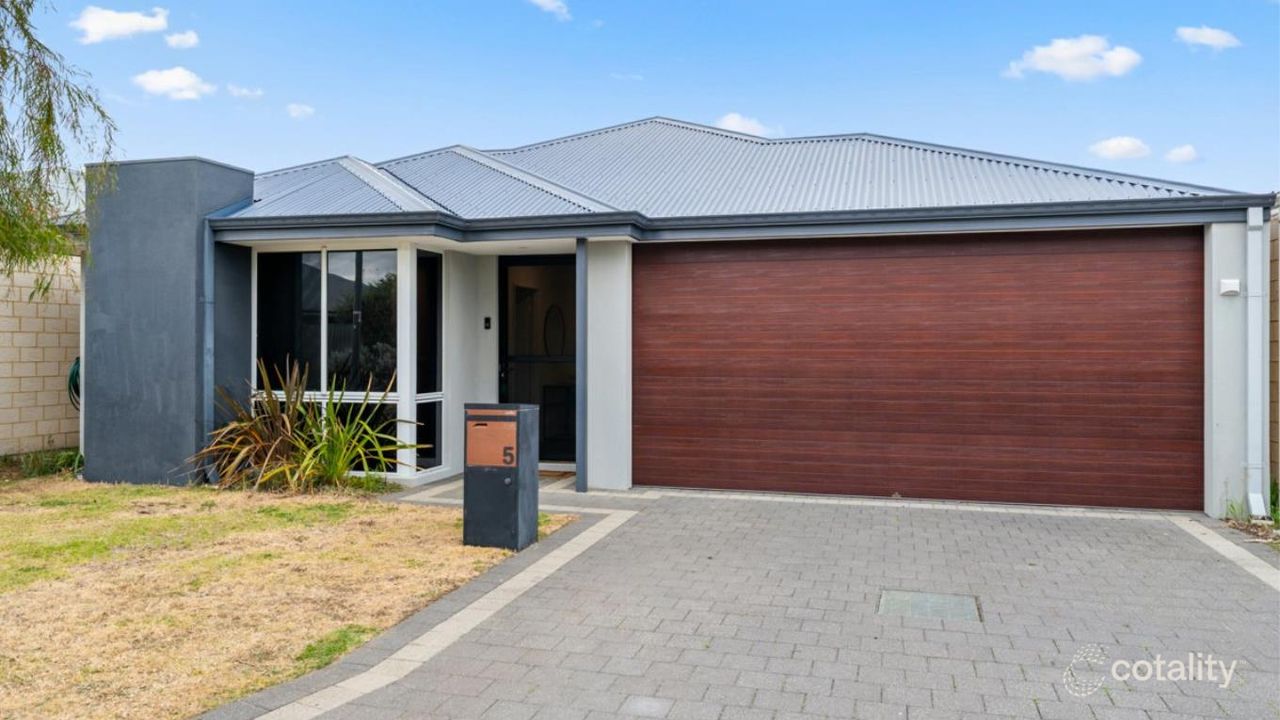 4-bedroom house at 5 Hyfield Street, Haynes, WA 6112, Armadale, Western Australia