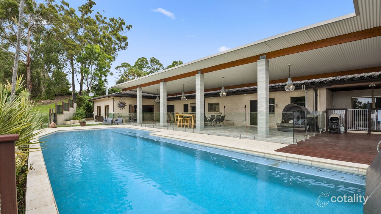 6-bedroom house at 205 Upper Rosemount Road, Rosemount, QLD 4560, Sunshine Coast Council, Queensland