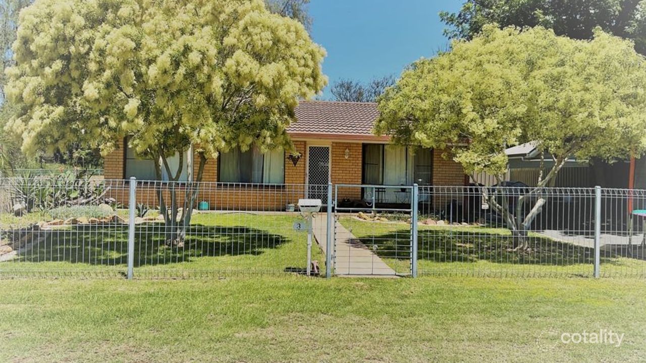 3-bedroom house at 1-3 Limerick Street, Coonamble, NSW 2829, Coonamble Council, New South Wales