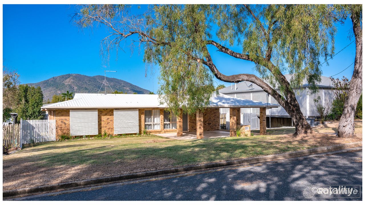 5-bedroom house at 9 Weaver Street, Norman Gardens, QLD 4701, Rockhampton, Queensland