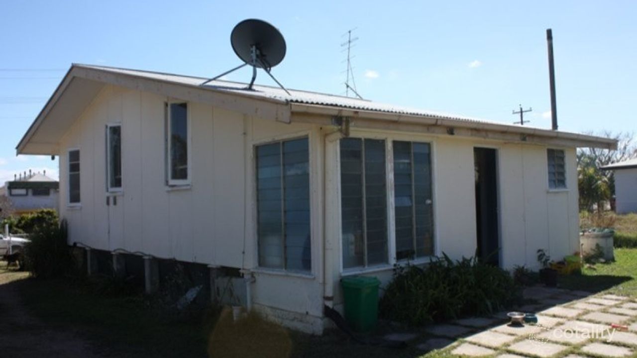 2-bedroom house at 34 Kennedy Street, Dimbulah, QLD 4872, Mareeba Council, Queensland