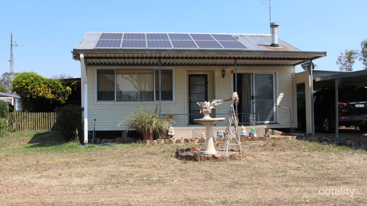 2-bedroom house at 61 Inverell Street, Ashford, NSW 2361, Inverell, New South Wales