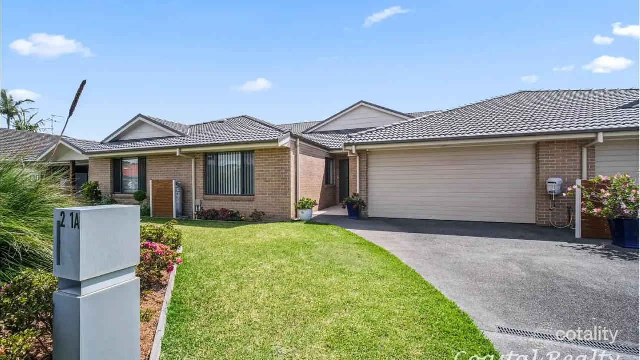 3-bedroom unit at 2/1A Cedar Grove, Forster, NSW 2428, Mid-Coast Council, New South Wales