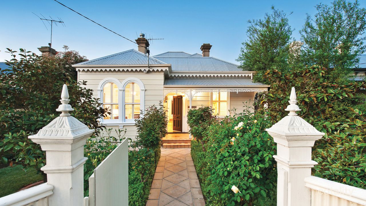 5-bedroom house at 19 Liddiard Street, Hawthorn, VIC 3122, Boroondara Council, Victoria
