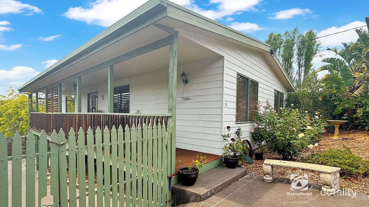 3-bedroom house at 15 Ozone Crescent, Lakes Entrance, VIC 3909, East Gippsland, Victoria