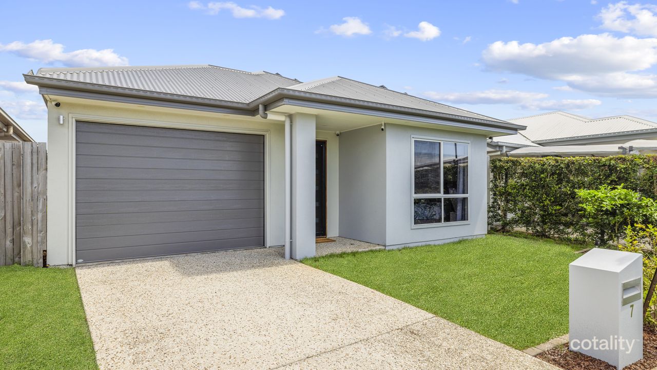 3-bedroom house at 7 Finnegan Street, Palmview, QLD 4553, Sunshine Coast Council, Queensland
