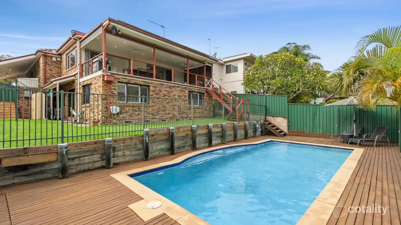 5-bedroom house at 46 Bolwarra Road, North Narrabeen, NSW 2101, Northern Beaches, New South Wales