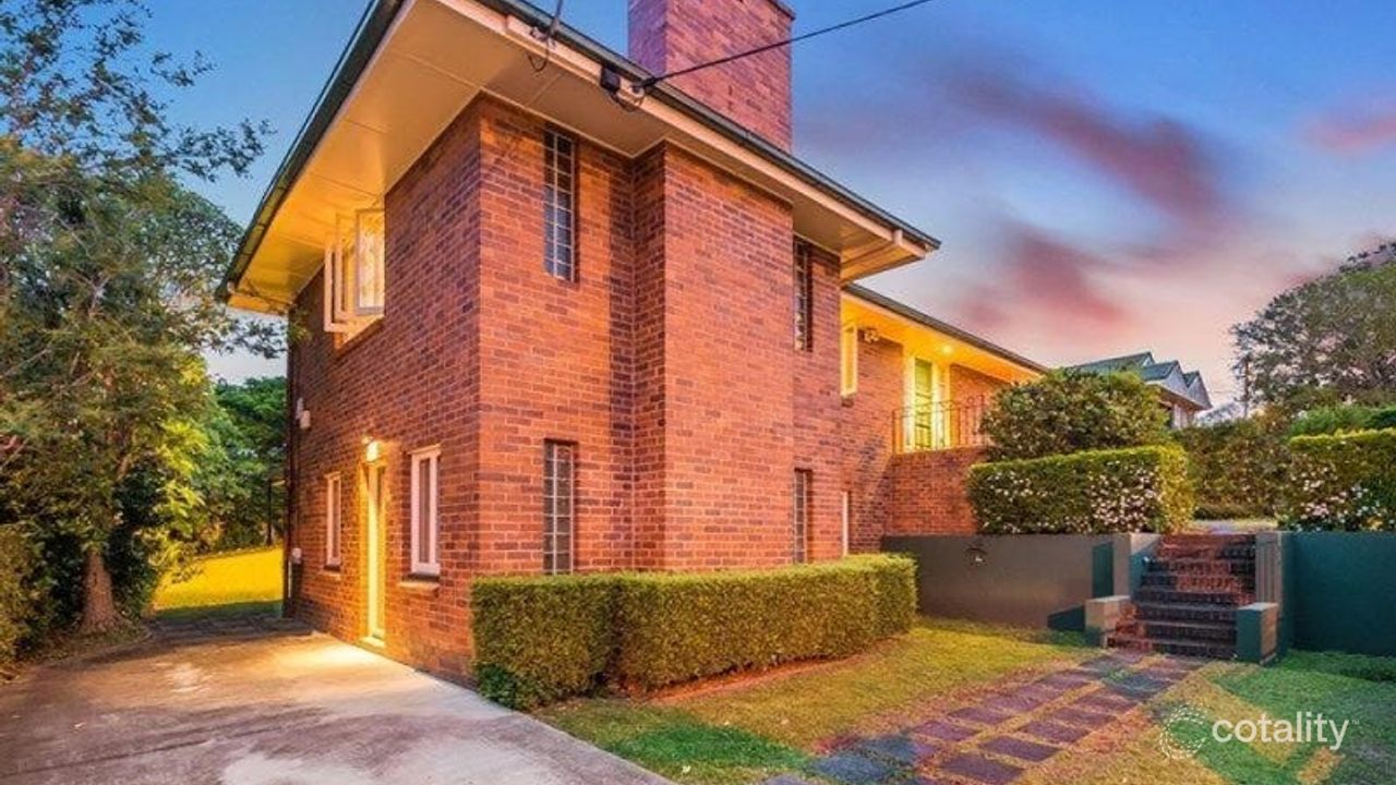 5-bedroom house at 124 Toohey Road, Tarragindi, QLD 4121, Brisbane, Queensland