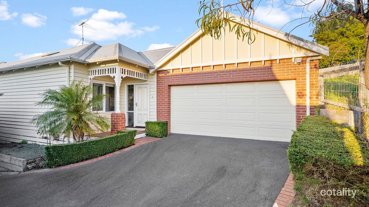 3-bedroom unit at 5/5 Albert Road, Lilydale, VIC 3140, Yarra Ranges Council, Victoria
