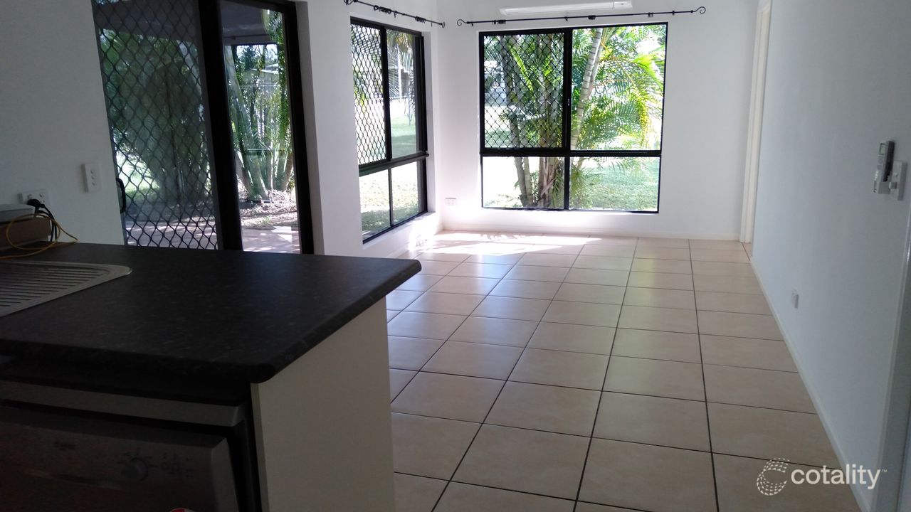 3-bedroom house at 8 Toll Close, Mareeba, QLD 4880, Mareeba Council, Queensland