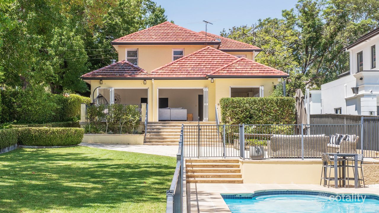 5-bedroom house at 11 Loombah Avenue, East Lindfield, NSW 2070, Ku-Ring-Gai, New South Wales