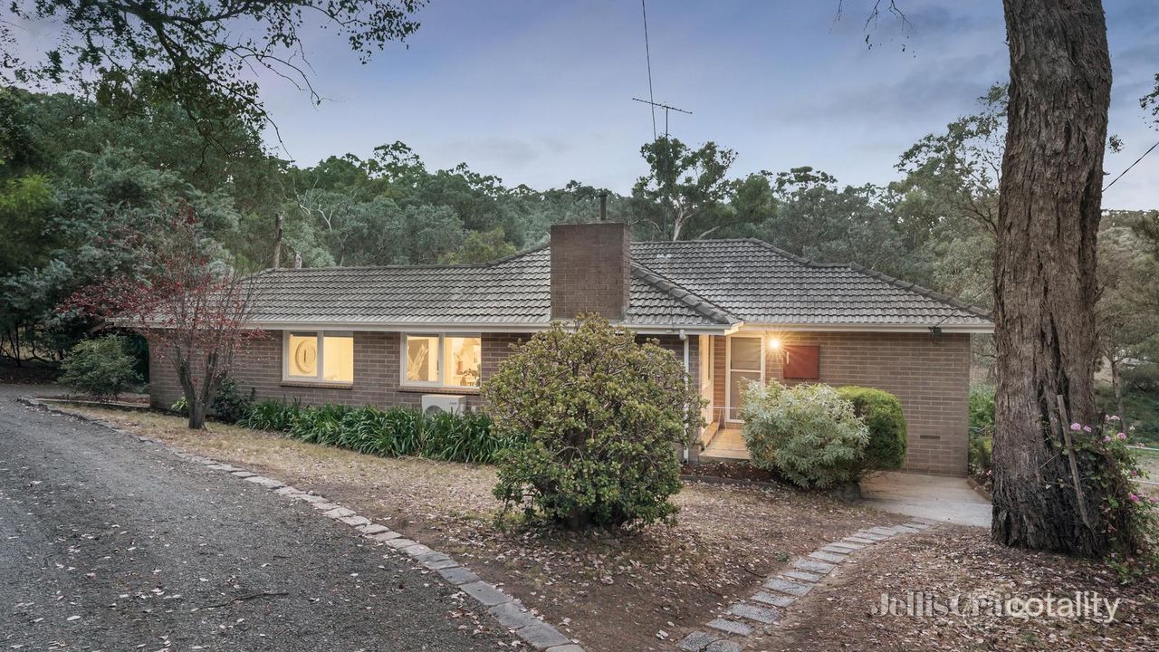 4-bedroom house at 71 Thompson Crescent, Research, VIC 3095, Nillumbik Council, Victoria