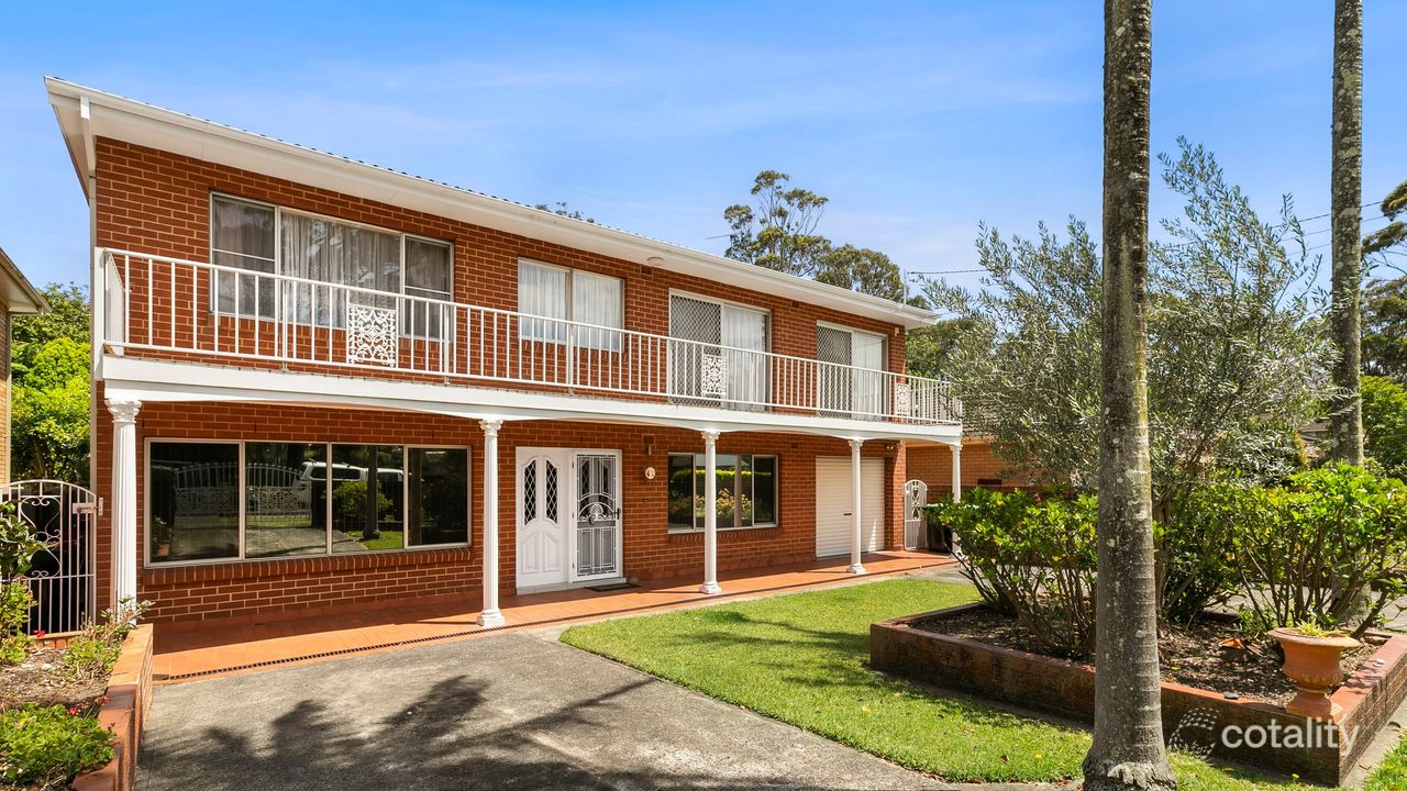 5-bedroom house at 32 Carcoola Road, Cromer, NSW 2099, , New South Wales