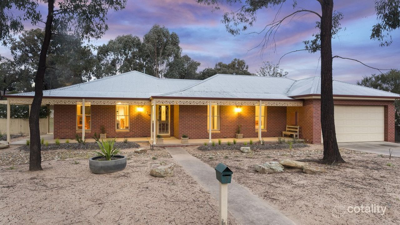 4-bedroom house at 7 Inorom Place, Kennington, VIC 3550, Greater Bendigo Council, Victoria