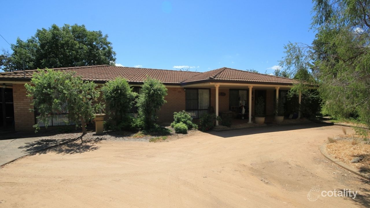 4-bedroom house at 7 Clarendon Place, Mudgee, NSW 2850, Mid-Western Council, New South Wales