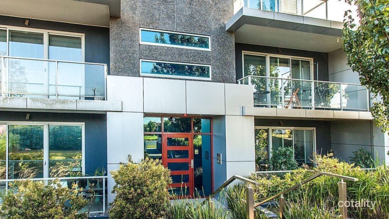 2-bedroom unit at 7/355 Burwood Highway, Burwood, VIC 3125, Whitehorse, Victoria